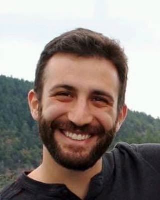 Portrait of postdoc Jason Hoffman