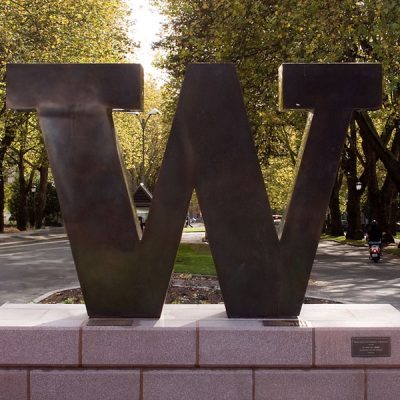 Photo of the bronze W scultpure marking the entrance to UW campus